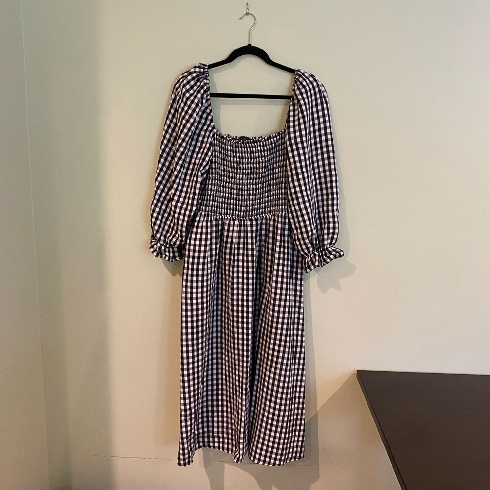 New Look Shirred Midi Dress in Black Check- Size 12